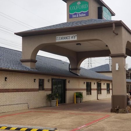 Oxford Inn And Suites Nasa Webster Exterior photo