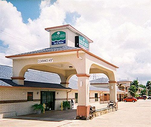 Oxford Inn And Suites Nasa Webster Exterior photo